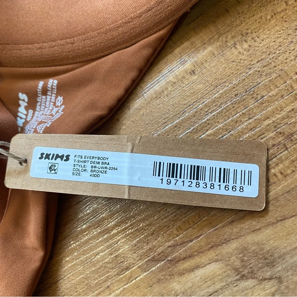 SKIMS Fits Everybody 40DD Bronze Demi T-Shirt Lined Flexible Underwire Bra - Picture 9 of 16